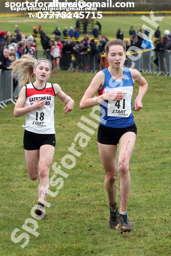 Womens under-20 Northern Cross Country Champs., Camp Hill Estate, Kirklington.  Photo: David T. Hewitson/Sports for All Pics